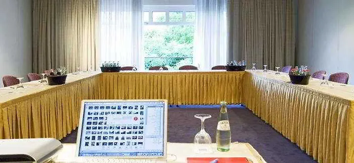 Essential By Dorint Frankfurt-niederrad 4* Fráncfort del Meno